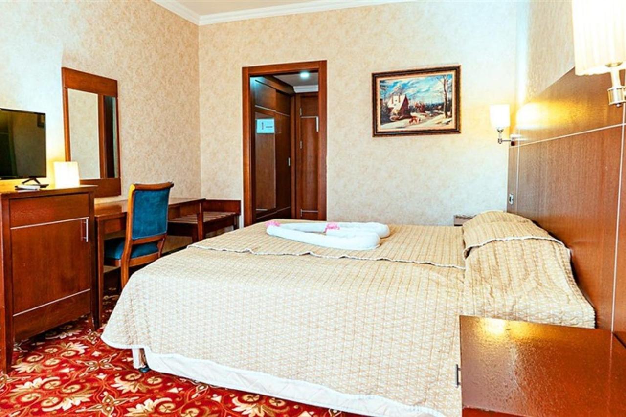 Queen Thermal Resort Hotel Emet Bagian luar foto