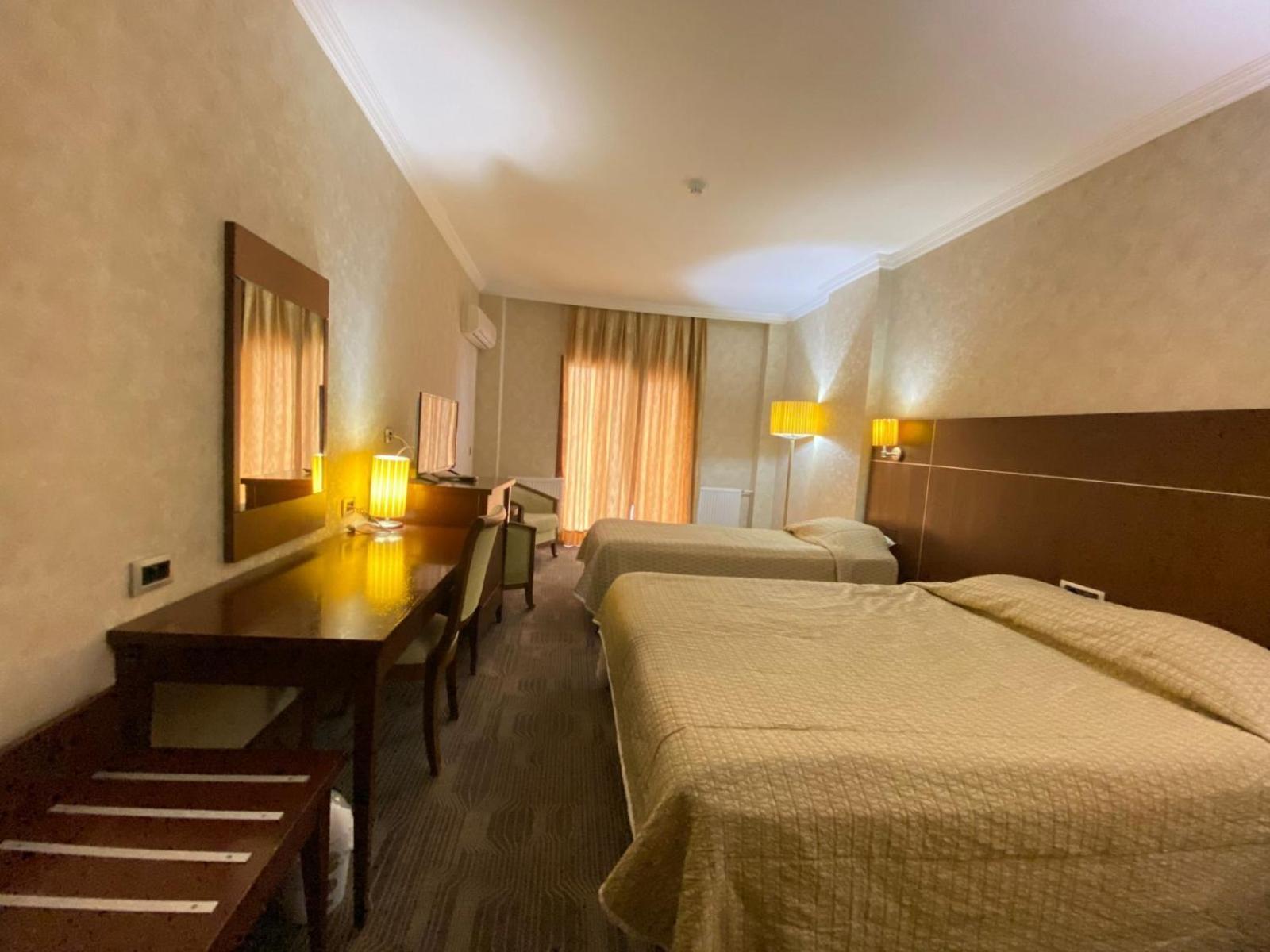 Queen Thermal Resort Hotel Emet Bagian luar foto